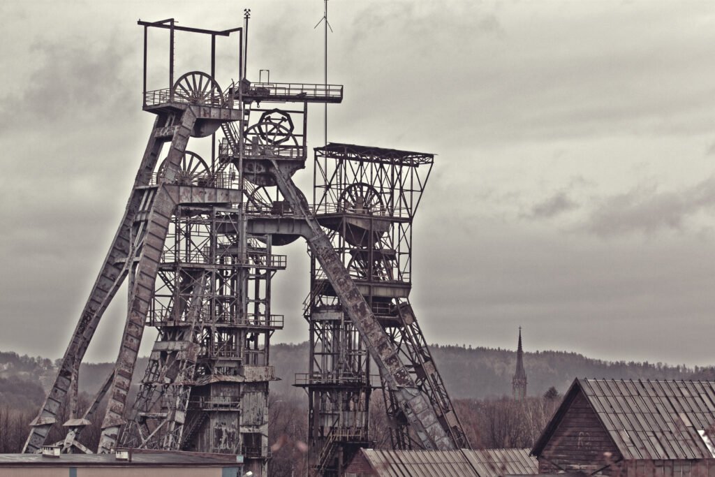 עובדי פחם חסרים עבודות